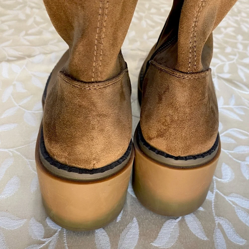 🆕 White Mountain Boots Womens size 6.5 Light Brown Suede Platform Marcella NEW